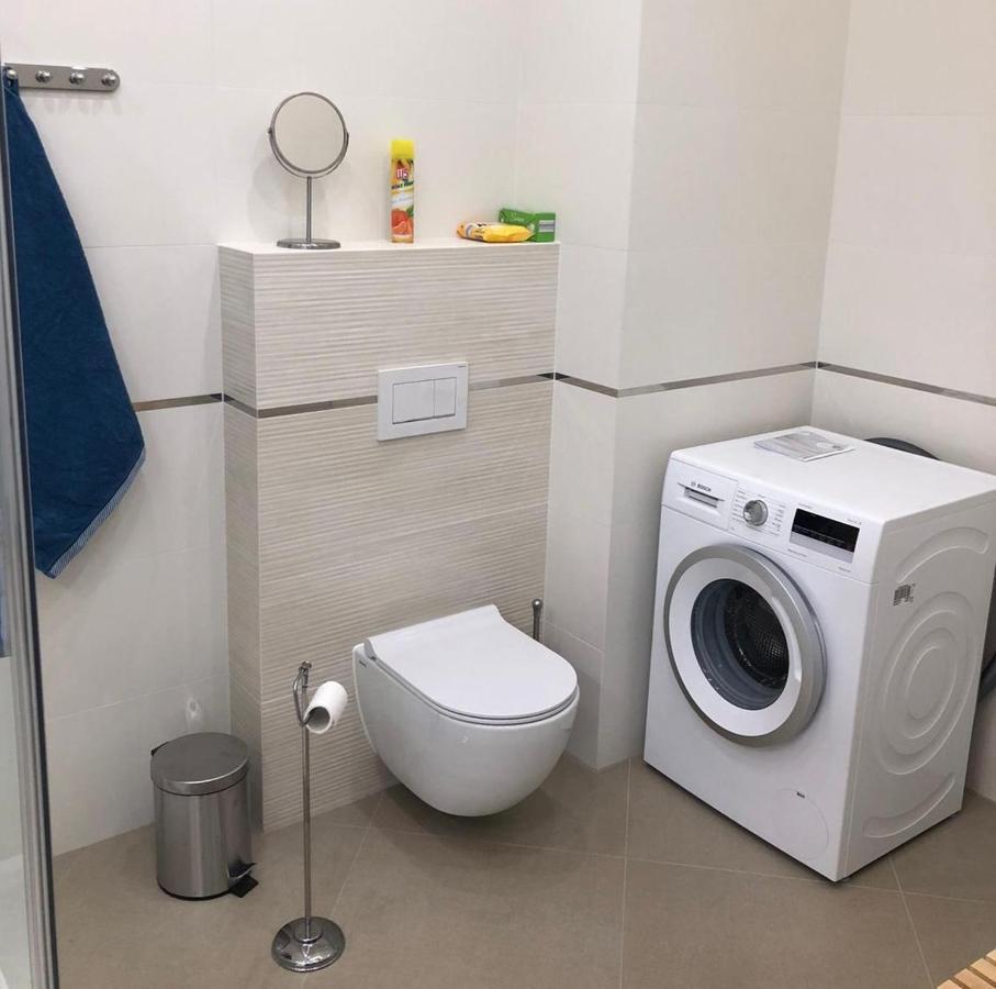 Bronowice Apartment Красков Екстериор снимка