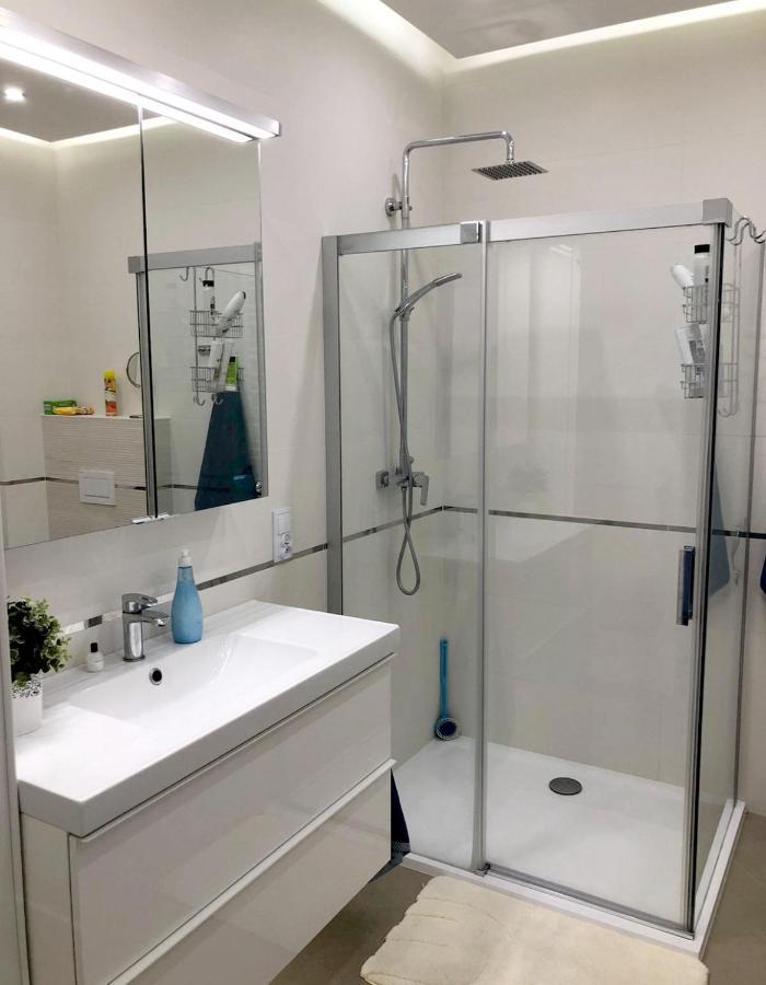 Bronowice Apartment Красков Екстериор снимка