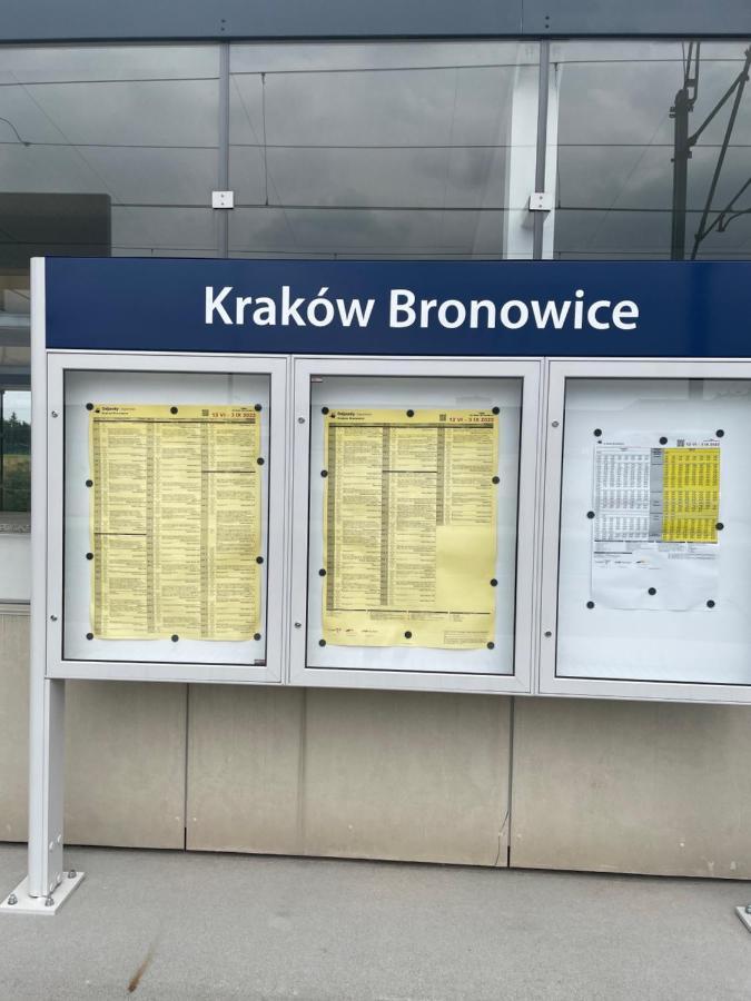 Bronowice Apartment Красков Екстериор снимка