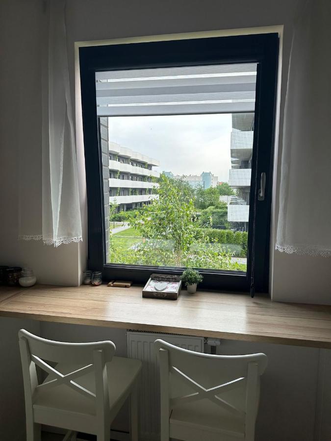 Bronowice Apartment Красков Екстериор снимка